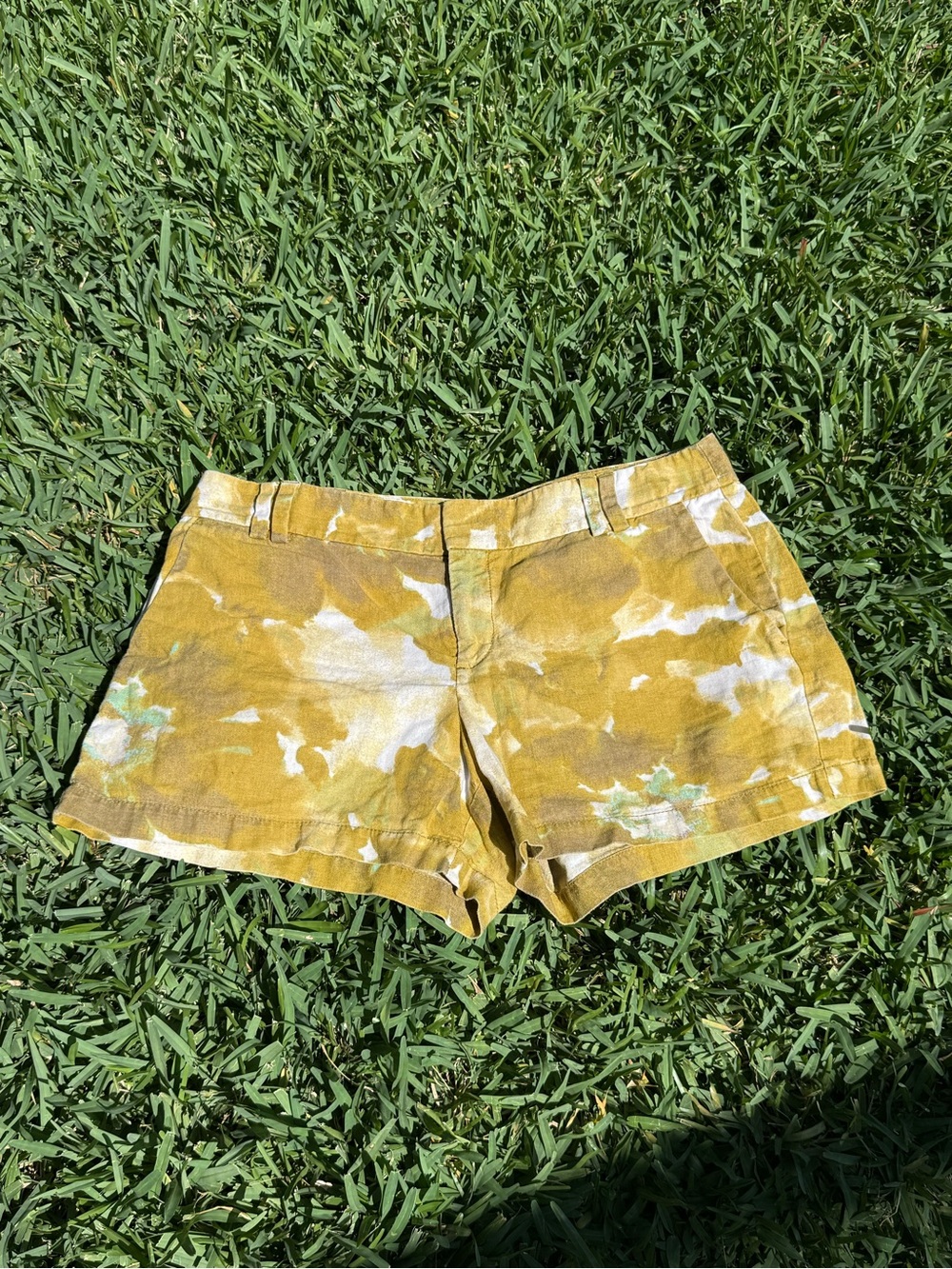 LOFT Yellow Tie-Dye High-Waist Linen-Blend Shorts